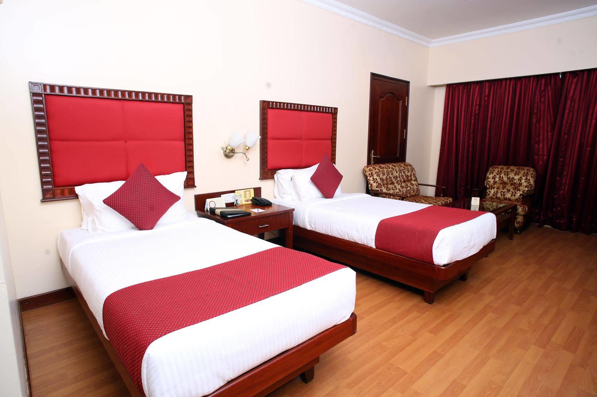 Joys Palace Hotel Thrissur Exteriér fotografie